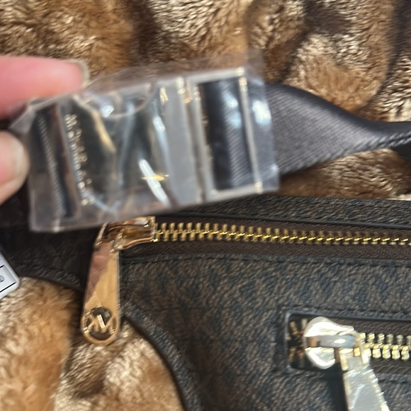 Michael Kors Dark Brown Belt Bag with Gold Accents NWT - Picture 3 of 8